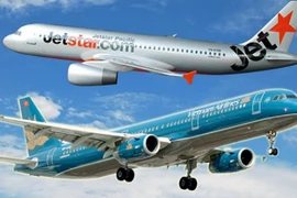 Các hãng hàng không hủy nhiều chuyến bay vì bão số 5 