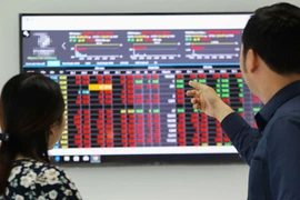 Loạt vi phạm về nghiệp vụ, Chứng khoán SmartInvest bị xử phạt đến 365 triệu đồng