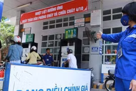 Giá xăng dầu, thực phẩm tăng kéo CPI tăng 1,68% trong 2 tháng đầu năm