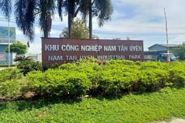 Nam Tân Uyên sẽ đền bù 865 tỷ đồng cho PHR, muốn niêm yết trên HoSE