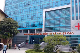 Bệnh viện của bầu Hiển báo lỗ gần 8 tỷ đồng trong quý 2