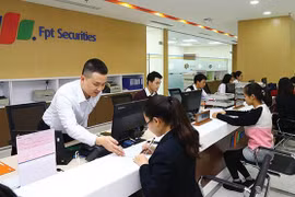 Chứng khoán FPT lên tiếng về 5 phiên giảm sàn của FTS