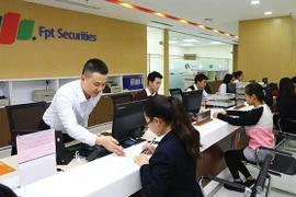 Chứng khoán FPT lên tiếng về 5 phiên giảm sàn của FTS