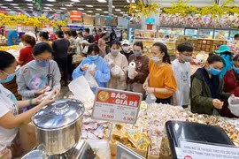 CPI tháng 2 tăng 1,52% so với tháng trước do nhu cầu mua sắm Tết