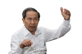 Tướng Lê Văn Cương: Không dung thứ đối tượng tụ tập phá hoại tài sản quốc gia