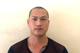 Quảng Ninh: Đang làm nhiệm vụ, công an xã bị đối tượng dùng đá đập vào đầu