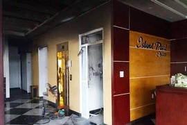 Cháy khách sạn Island Pearl Tuần Châu giữa đêm ở Quảng Ninh