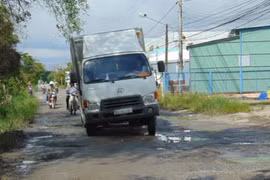 Công ty cầu đường Trường An không đối thủ gói thầu hàng tỷ ở Hóc Môn 