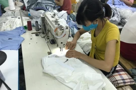 Hàng nghìn sản phẩm giả thương hiệu Adidas, Nike, Gucci, Lacoste