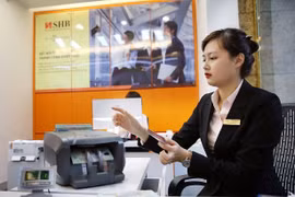 Lợi nhuận của SHB phụ thuộc nhiều vào thu nợ xấu, cổ phiếu đã vượt quá giá trị thực