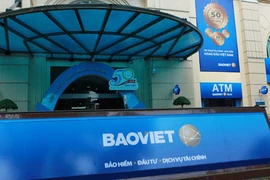 Cổ phiếu Tập đoàn Bảo Việt vẫn "lao đao" dù lãi lớn, Sumitomo Life rót thêm vốn