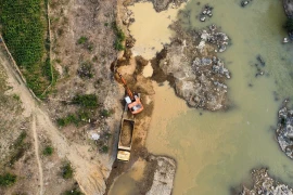 Sai phạm khai thác cát, sỏi lòng sông Bứa…Công ty Sông Biển bị đình chỉ? [kỳ2]