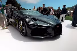 Bugatti W16 Mistral hơn 114 tỷ đồng về tay ông trùm bất động sản Manny Khoshbin