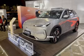Ra mắt xe điện Geely EX5 tại Việt Nam
