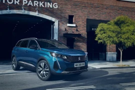 Bộ đôi SUV Peugeot 3008 và 5008 chốt giá từ 782 triệu đồng tại Anh