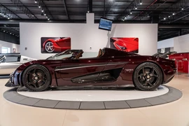 Đại gia Hoàng Kim Khánh sang Campuchia mua Koenigsegg trăm tỷ?