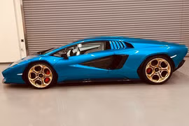Cận cảnh siêu phẩm Lamborghini Countach LPI 800-4 hơn 125 tỷ đồng