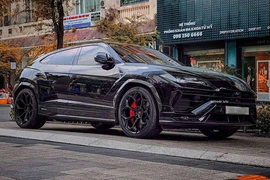Lamborghini Urus Performante "siêu bò đen" độc nhất Việt Nam, giá khởi điểm 16,5 tỷ đồng