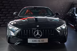 Xem Mercedes-AMG SL 43 hạng sang giá 6,9 tỷ đồng 