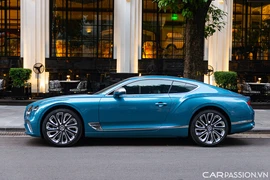 Bắt gặp Bentley Continental GT Mulliner hơn 21 tỷ lăn bánh ở Hà Nội
