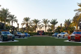 Ngắm dàn xe siêu sang Rolls-Royce Phantom độc nhất thế giới