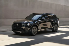 Mazda CX-70 hoàn toàn mới có giá từ 999 triệu đồng 