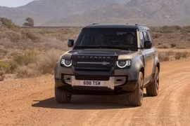 Vì sao Land Rover Defender EV liên tục hoãn xuất hiện?