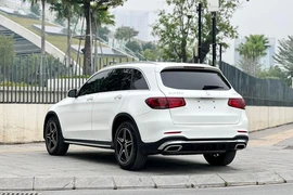 Mercedes-Benz GLC giảm giá đến 200 triệu đồng