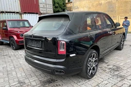 Rolls-Royce Cullinan hơn 40 tỷ bị bỏ quên tại cảng Hải Phòng