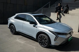 Honda e:N2 từ 570 triệu, chạy 500 km/sạc chờ về Việt Nam?