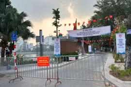 Phố đi bộ Ngọc Khánh vắng khách?