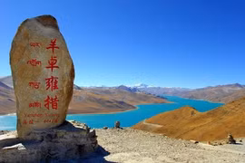 Ngỡ ngàng phát hiện 100 bộ xương người trong hang động Tây Tạng