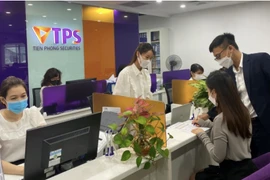 Chứng khoán Tiên Phong chào bán 100 triệu cổ phiếu