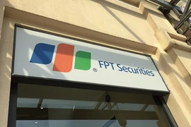 Tổng giám đốc FPTS bán 1,7 triệu cổ phiếu ở giá sàn