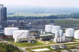 BSR bị hạ khuyến nghị do thị trường tiếp tục thắt chặt