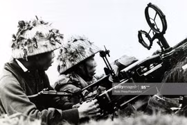 Súng máy phòng không có quân số đông nhất Việt Nam trong quá khứ (1)