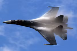 Su-35 có phải là đối thủ của chiến đấu cơ tàng hình F-35?