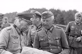 Tướng Erich von Manstein - kẻ nguy hiểm chỉ sau Hitler [P1]