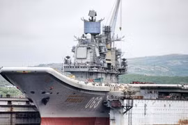Sửa mãi không xong, Nga tính cho tàu sân bay Kuznetsov về hưu hẳn