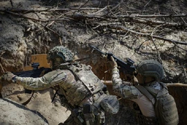 Ukraine giữ chặt "quân cờ" Kursk không buông trước ngày đàm phán