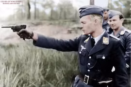 Cuộc đua giữa 2 khẩu súng ngắn huyền thoại Luger P-08 và Colt M-1911