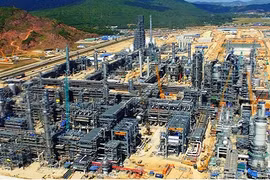 Chi tiết về nhà máy vừa xuất xưởng xăng RON 92 đầu tiên