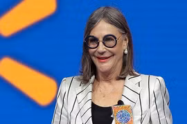 Chân dung nữ tỷ phú giàu nhất thế giới vừa lộ diện