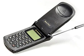 Nhìn lại 7 điện thoại Motorola huyền thoại một thời