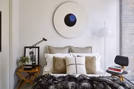 Loạt mẫu đèn mới lạ giúp biến phòng ngủ đơn điệu hóa lãng mạn