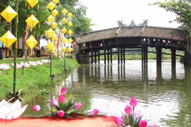 7 cây cầu ngói cổ đẹp huyền bí nhất Việt Nam