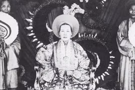 Kinh ngạc lời tiên tri linh nghiệm về Hoàng thái hậu cuối cùng Việt Nam