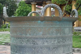 Báu vật vạc đồng đỉnh cao thời chúa Nguyễn