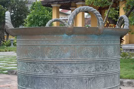 Báu vật vạc đồng đỉnh cao thời chúa Nguyễn