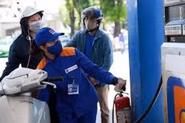 Giá xăng dầu đồng loạt giảm